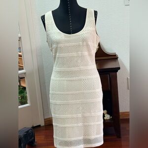 GUESS DRESS WOMEN SIZE 4 LIKE NEW CONDITION NWOT GORGEOUS SEE PICS FOR DETAILS